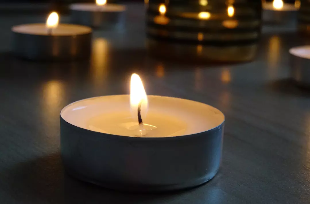 Tealights burning