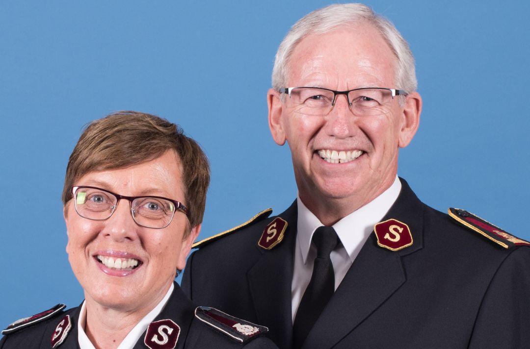 A photo of General Brian Peddle and Commissioner Rosalie Peddle wearing Salvation Army uniform