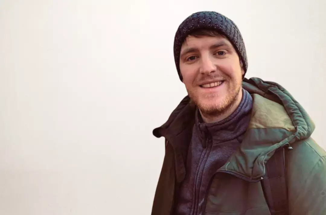 A photo shows Jono Tonks.