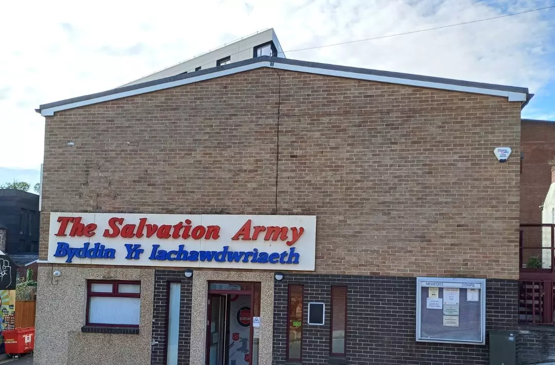 Newport Citadel Salvation Army building with signage that includes The Salvation Army translated into Welsh