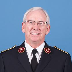 A photo of General Brian Peddle in Salvation Army uniform