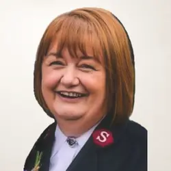 A photo of Sarah Evans.