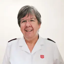 Photo of Tracey Palmer.